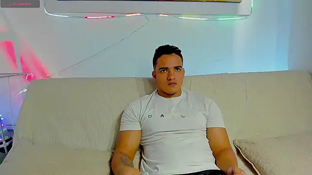 jhon nicolas online show from 2, 3, 2026