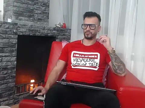 Snapshot of RyanxCole chatting on 4, 3, 2026 RyanxCole online show from 4, 3, 2026