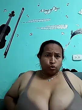 Snapshot of BustySexy_Nataly chatting on 13, 3, 2026 BustySexy Nataly online show from 13, 3, 2026