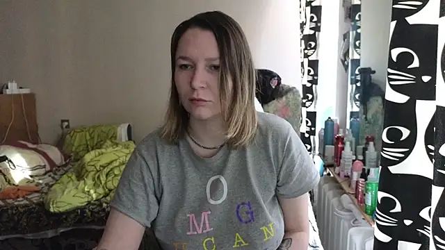 Snapshot of Ozalin_ chatting on 24, 2, 2026 Ozalin online show from 24, 2, 2026