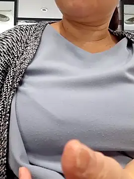 Snapshot of Yummyamasha chatting on 11, 6, 2026 Yummyamasha online show from 11, 6, 2026
