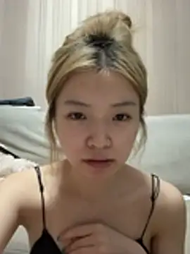 Snapshot of Rabbit-15 chatting on 24, 6, 2026 Rabbit-15 online show from 24, 6, 2026