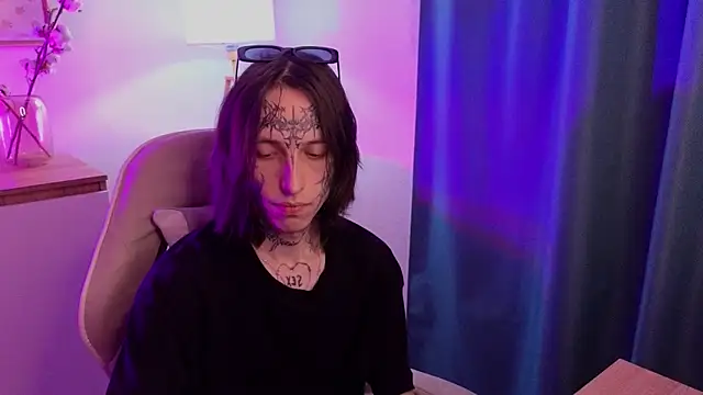 Snapshot of swagamee chatting on 16, 4, 2026 swagamee online show from 16, 4, 2026