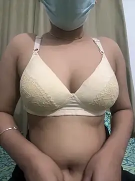 Snapshot of Divya-03 chatting on 16, 2, 2026 Divya-03 online show from 16, 2, 2026