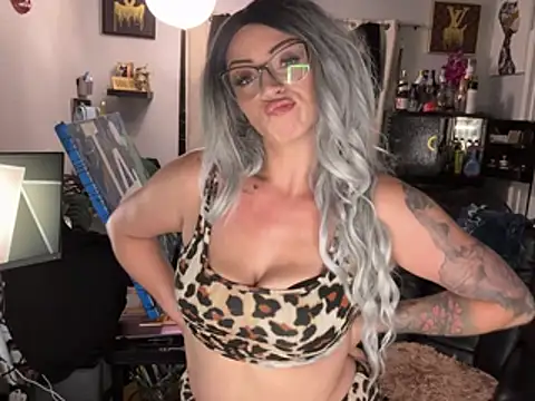 Alicethickpeach online show from 4, 7, 2026