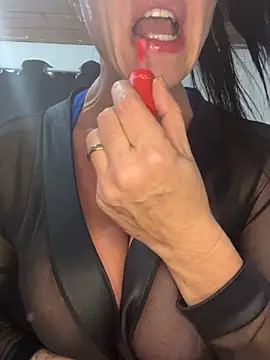 hotcasal69 online show from 5, 7, 2026