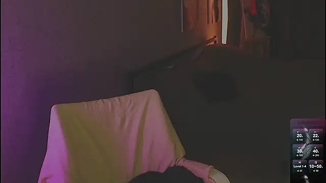 Snapshot of Alisia_here chatting on 4, 2, 2026 Alisia here online show from 4, 2, 2026