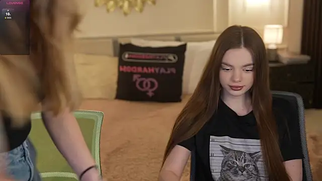 Snapshot of Zlata_Sky chatting on 29, 5, 2026 Zlata Sky online show from 29, 5, 2026