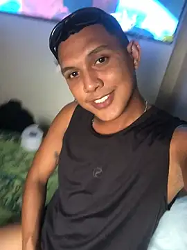 Snapshot of _Usher chatting on 1, 3, 2026 Usher online show from 1, 3, 2026