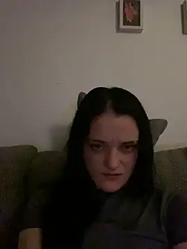 LeonieClaire online show from 8, 2, 2026