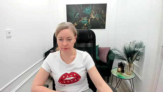 CharlotteKerti online show from 16, 5, 2026