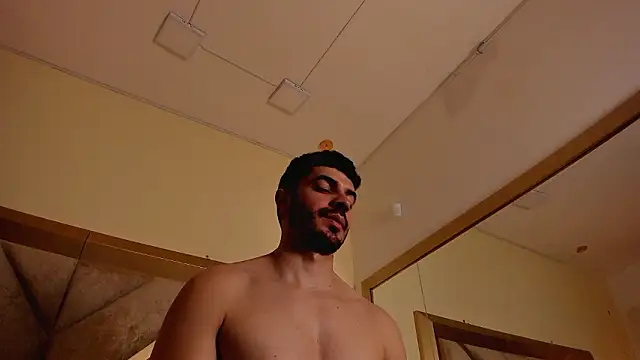 Snapshot of LaraandAxel chatting on 27, 2, 2026 LaraandAxel online show from 27, 2, 2026