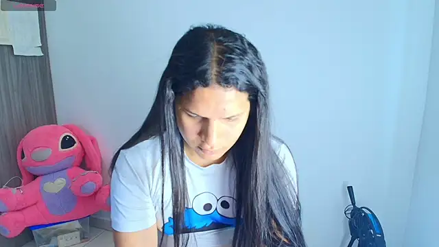Snapshot of alys_love chatting on 25, 5, 2026 alys love online show from 25, 5, 2026