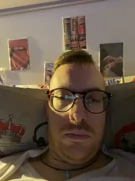 Snapshot of io1Elian chatting on 21, 4, 2026 io1Elian online show from 21, 4, 2026