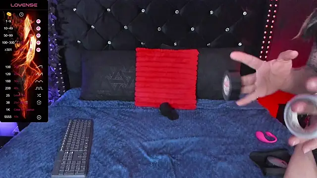 Snapshot of IM__Lilith chatting on 2, 4, 2026 IM Lilith online show from 2, 4, 2026