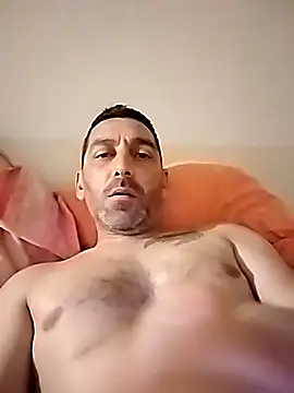 Snapshot of Spider2828 chatting on 9, 4, 2026 Spider2828 online show from 9, 4, 2026