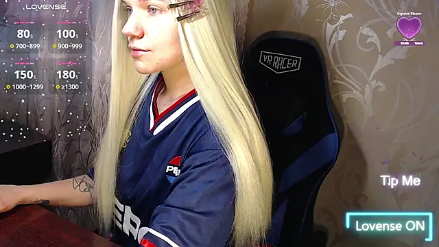 Snapshot of Shiny_Victoria chatting on 17, 2, 2026 Shiny Victoria online show from 17, 2, 2026