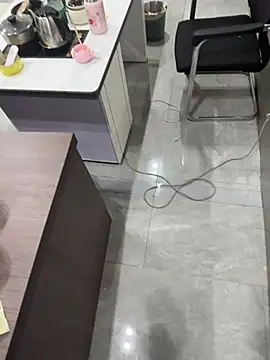 Snapshot of yj2026 chatting on 25, 4, 2026 yj2026 online show from 25, 4, 2026