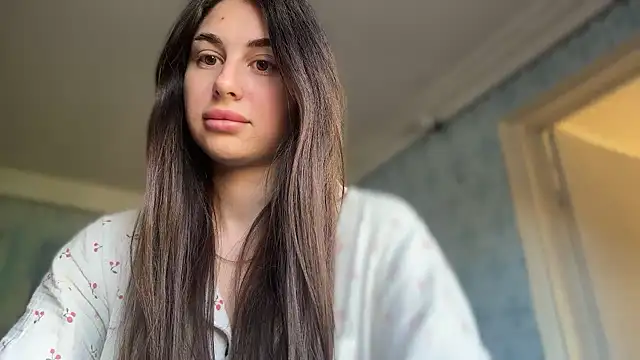 Snapshot of LiluMartiznir chatting on 21, 4, 2026 LiluMartiznir online show from 21, 4, 2026
