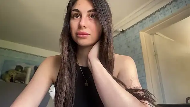 Snapshot of LiluMartiznir chatting on 29, 4, 2026 LiluMartiznir online show from 29, 4, 2026