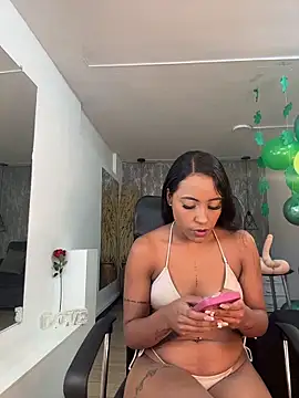 Alahia Betancurr online show from 19, 3, 2026