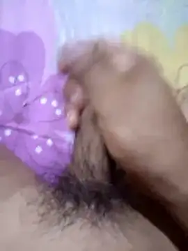 Snapshot of dallm5 chatting on 13, 4, 2026 dallm5 online show from 13, 4, 2026