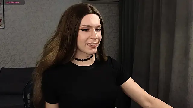 Snapshot of Anna_inHear chatting on 8, 5, 2026 Anna inHear online show from 8, 5, 2026