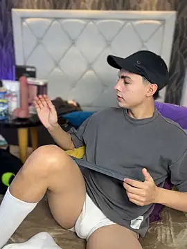 Snapshot of Samu_Hott chatting on 12, 2, 2026 Samu Hott online show from 12, 2, 2026