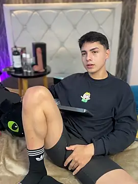 Snapshot of Samu_Hott chatting on 11, 3, 2026 Samu Hott online show from 11, 3, 2026