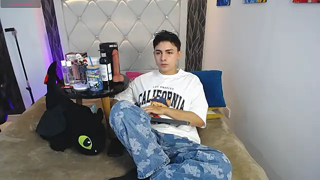 Snapshot of Samu_Hott chatting on 19, 3, 2026 Samu Hott online show from 19, 3, 2026