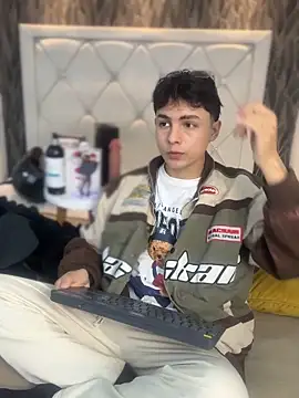 Snapshot of Samu_Hott chatting on 28, 3, 2026 Samu Hott online show from 28, 3, 2026