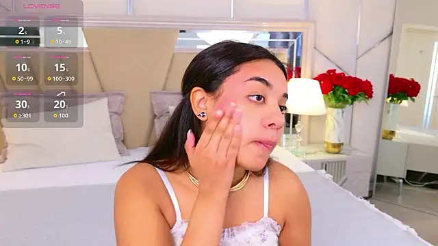 Snapshot of Luna_Cortier chatting on 11, 3, 2026 Luna Cortier online show from 11, 3, 2026