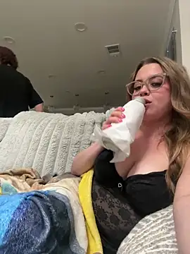 Snapshot of xxlivecouple chatting on 15, 2, 2026 xxlivecouple online show from 15, 2, 2026