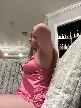 Snapshot of xxlivecouple chatting on 16, 2, 2026 xxlivecouple online show from 16, 2, 2026