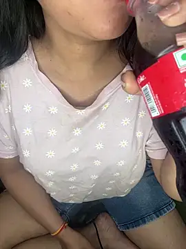 nauty girl shalu online show from 18, 2, 2026