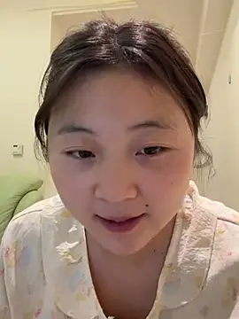 Snapshot of LXR77887 chatting on 14, 4, 2026 LXR77887 online show from 14, 4, 2026