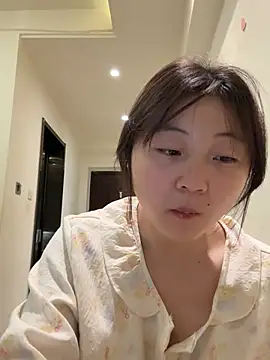 Snapshot of LXR77887 chatting on 24, 4, 2026 LXR77887 online show from 24, 4, 2026
