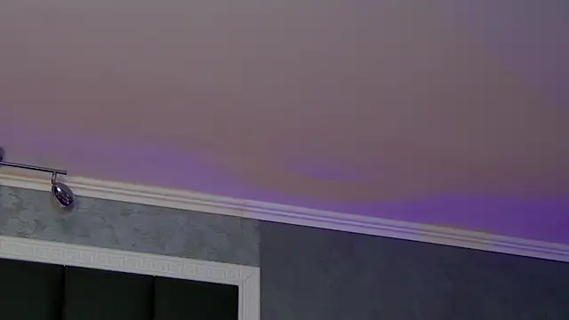 Snapshot of ValerieIce chatting on 23, 4, 2026 ValerieIce online show from 23, 4, 2026