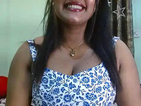 LIZNA 0 online show from 17, 4, 2026