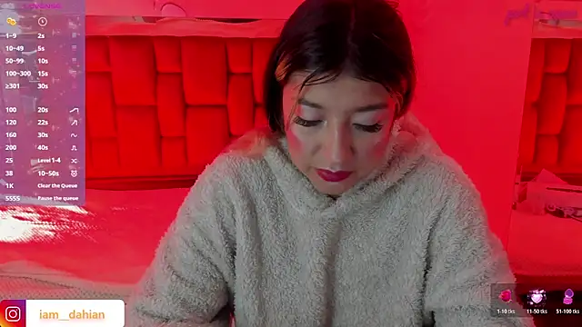 Snapshot of Dahiana_Dmour_ chatting on 22, 6, 2026 Dahiana Dmour online show from 22, 6, 2026