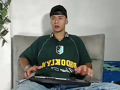 cooper shiro online show from 25, 7, 2026