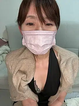 Snapshot of Mio-cc chatting on 14, 5, 2026 Mio-cc online show from 14, 5, 2026