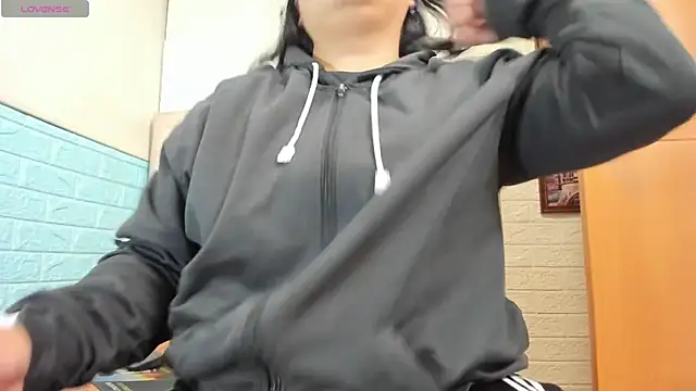 Snapshot of Carolina-Lenon chatting on 28, 2, 2026 Carolina-Lenon online show from 28, 2, 2026