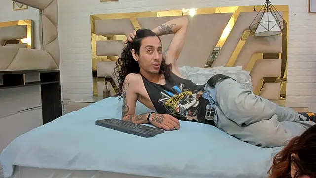 Goldentemptation  online show from 8, 4, 2026