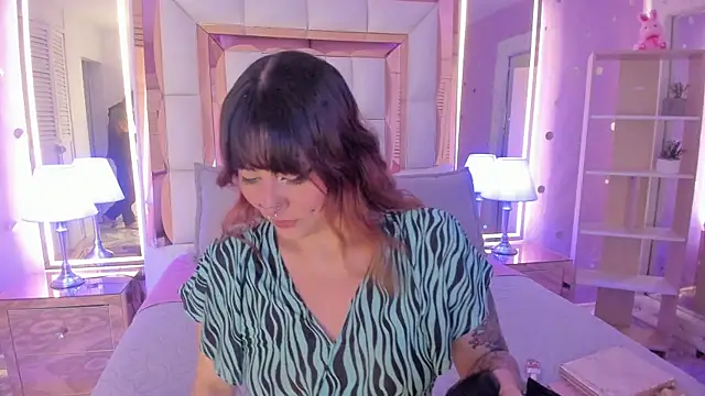 Snapshot of Goldentemptation_ chatting on 2, 7, 2026 Goldentemptation online show from 2, 7, 2026