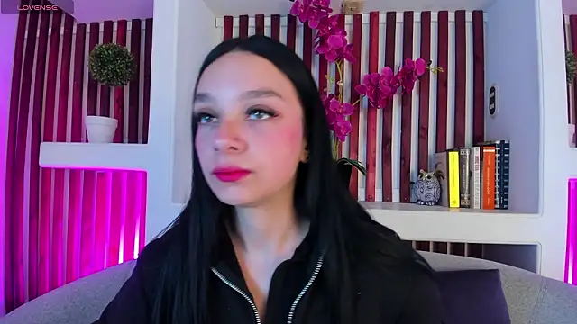 Elizabeth Ferrer online show from 17, 3, 2026