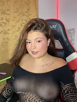 Snapshot of ladycharlottex chatting on 19, 5, 2026 ladycharlottex online show from 19, 5, 2026