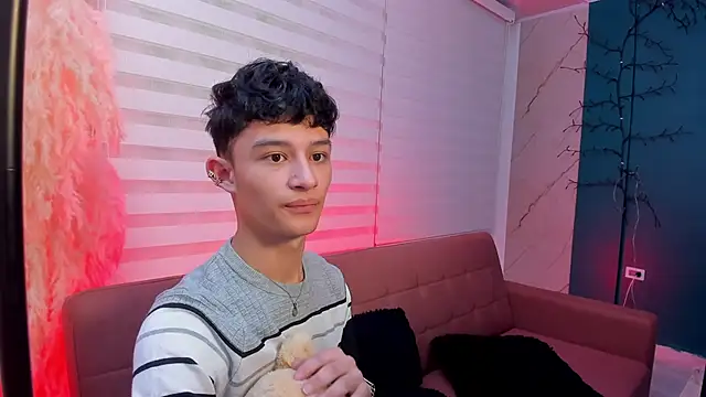 Snapshot of Patrick_Howland_ chatting on 25, 2, 2026 Patrick Howland online show from 25, 2, 2026