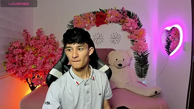 Patrick Howland  online show from 18, 4, 2026