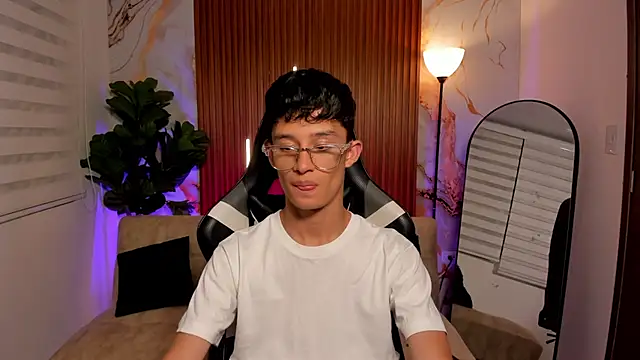 Patrick Howland  online show from 30, 5, 2026